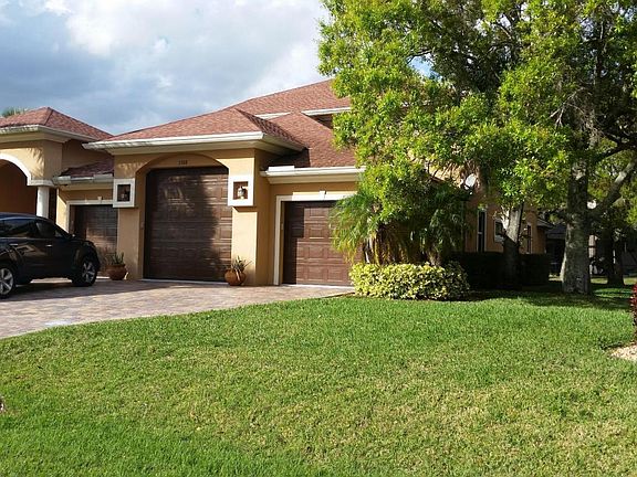 2nd image of 2308 Winding Creek Ln
