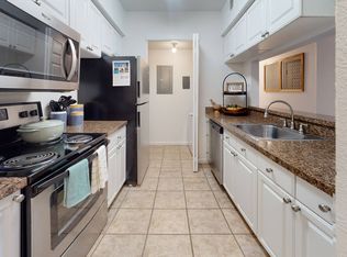 Pine Ridge Apartments, Rochester, MI 48307