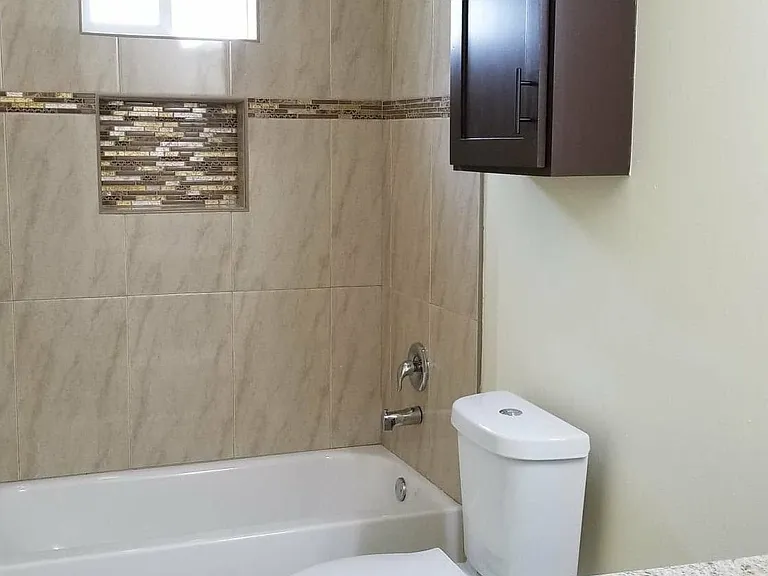 709 E La Cantera Ave #4 — Photo 2