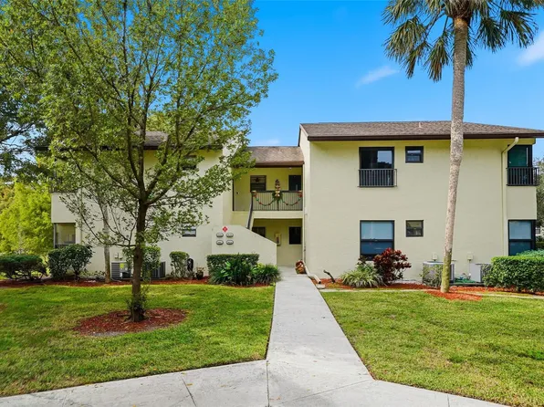 3281 Cocoplum Circle #3328, Coconut Creek, FL 33063