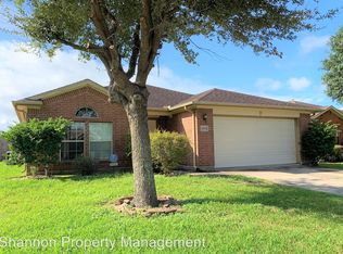 6015 Dream Ct, Houston, TX 77085