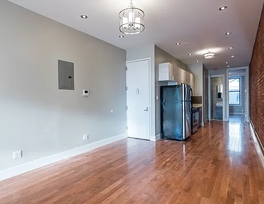 Rented by Nooklyn NYC LLC | media 42