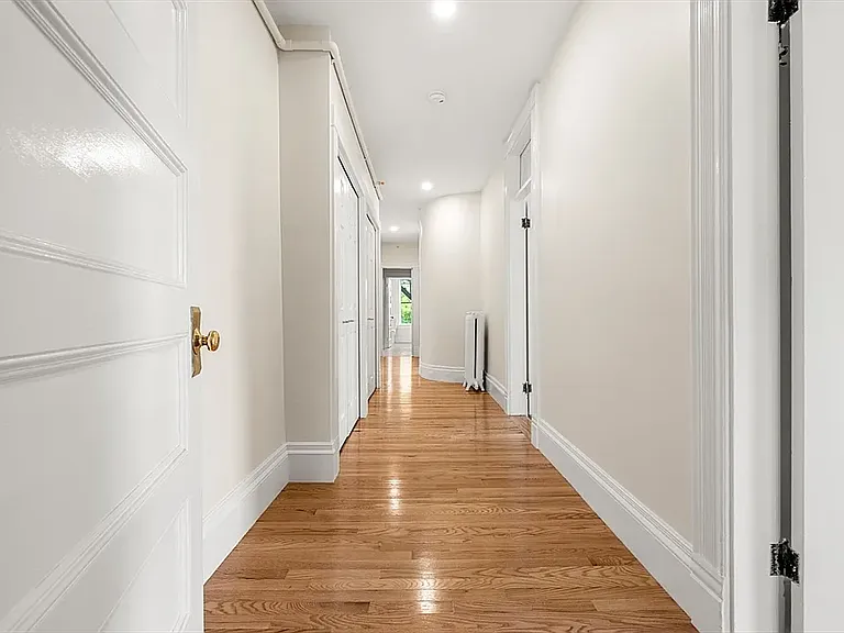 16 Loring Ave #2 — Photo 5