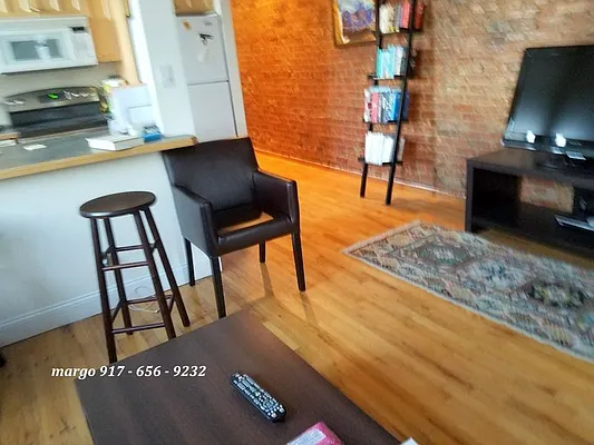 Rented by Chartwell Manhattan Realty | media 33