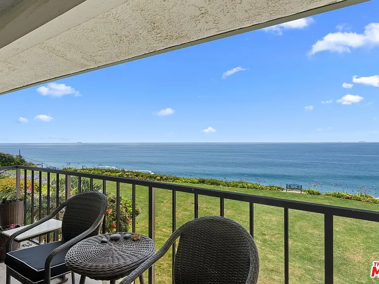29700 Zuma Bay Way — Photo 8