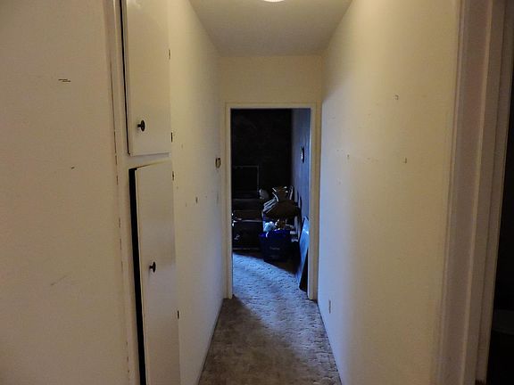 5th image of 152 San Benito St