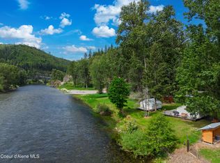 4 River Rd, Calder, ID 83808