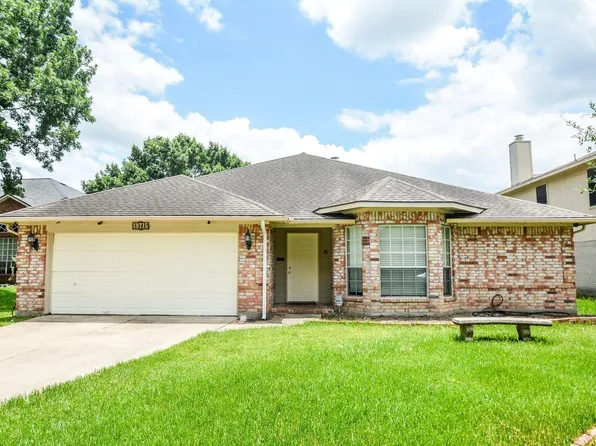 19715 Lindenfield Ct, Katy, TX 77449