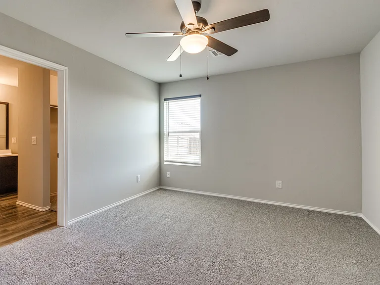 626 Audrey Dr — Photo 33