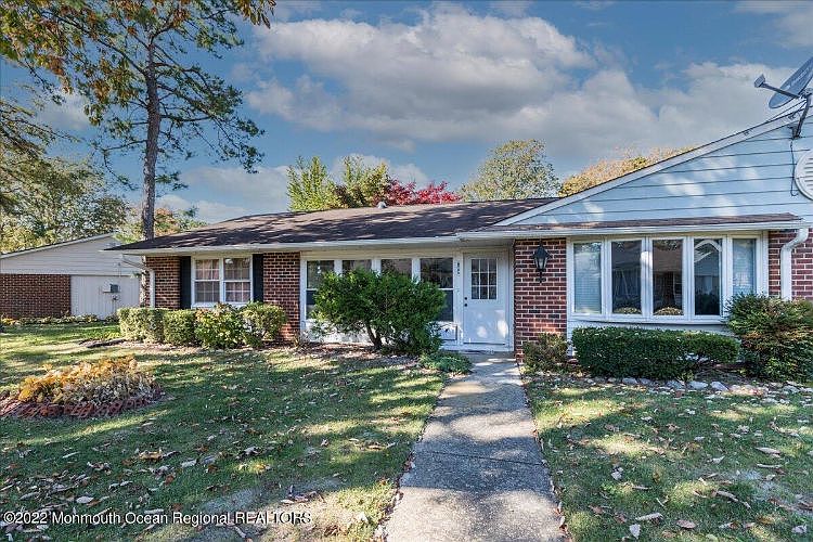 1st image of 974A Argyll Cir