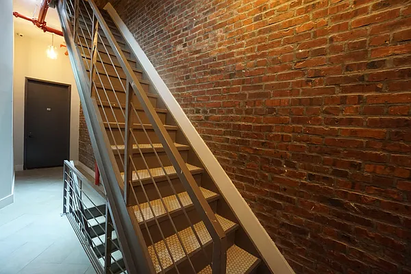 Rented by Rennit Inc. | media 14