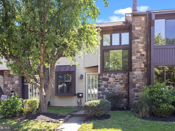 133 Windham Ct, Newtown, PA 18940