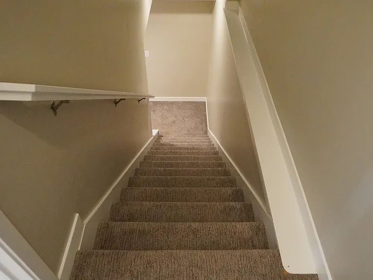 1203 E Roma Dr — Photo 22