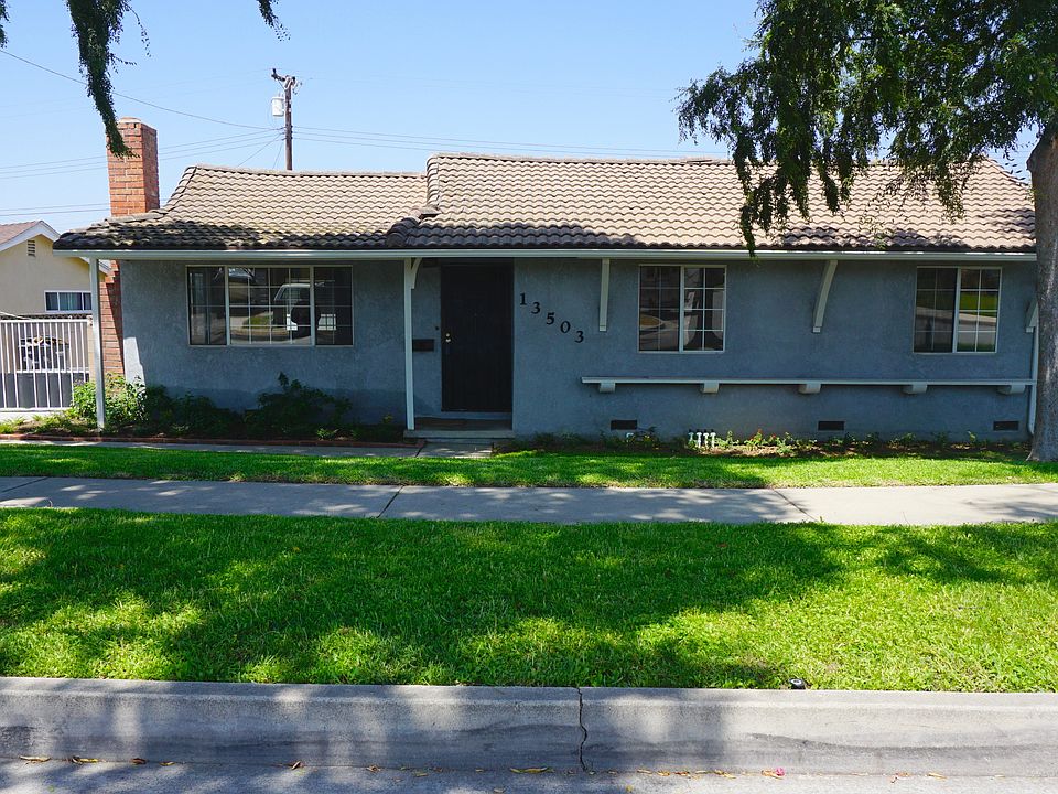 1st image of 13503 De Alcala Dr