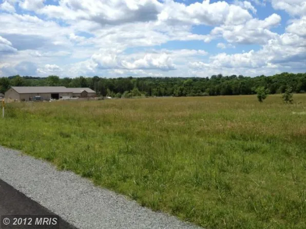 19471 Samuels Mill Ct, Leesburg, VA 20175