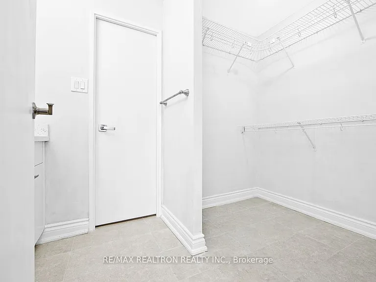 4001 Don Mills Rd #235 — Photo 15