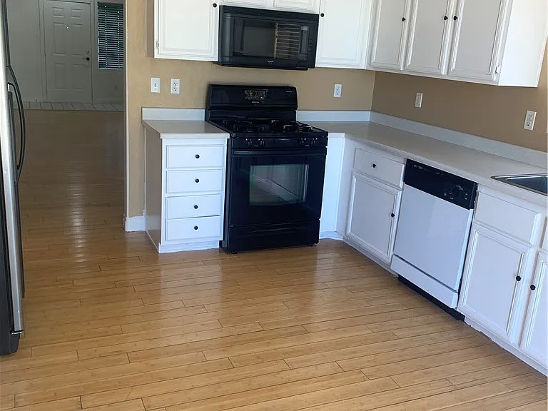 306 Winery Ridge St — Photo 13