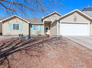 221 Burnage Ln, Alamogordo, NM 88310