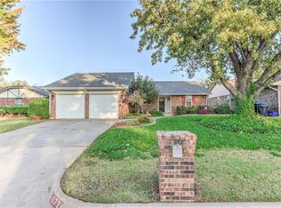 8724 Rambling Rd, Oklahoma City, OK 73132