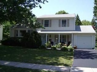 949 Linwood Pl, North Brunswick, NJ 08902