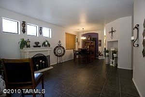 3rd image of 466 E Placita Cuesco