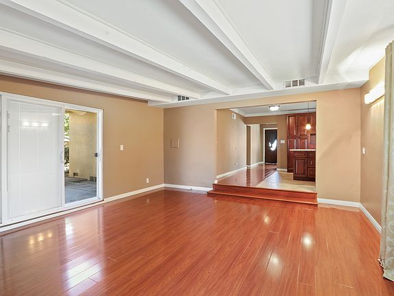 4th image of 653 S Evanwood Ave