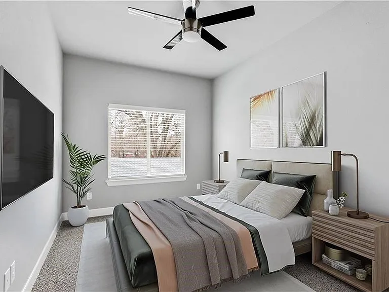 404 NW Retreat Ln — Photo 17
