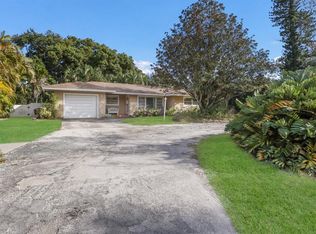 609 47th St W, Bradenton, FL 34209