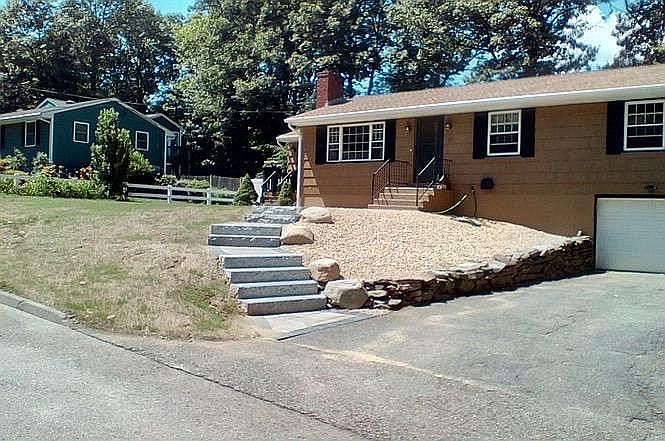 2nd image of 10 Nancy Dr