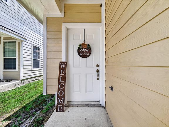 4th image of 17626 Olympic Park Ln