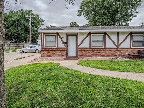 520 N Walnut St APT A