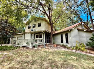 607 Ridgewood Manor Dr, Oxford, MS 38655