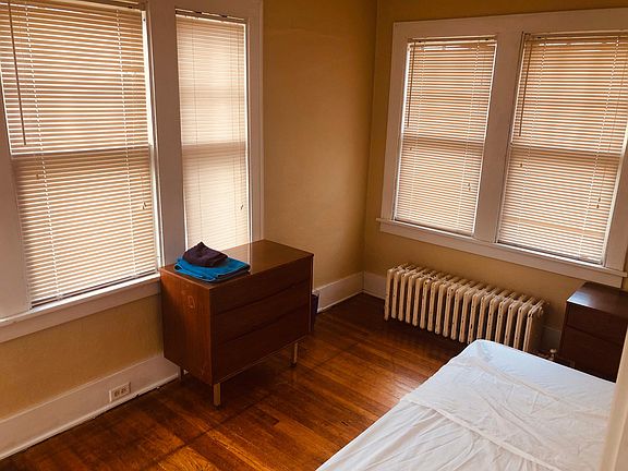 3rd image of 1549 Oregon Ave #2