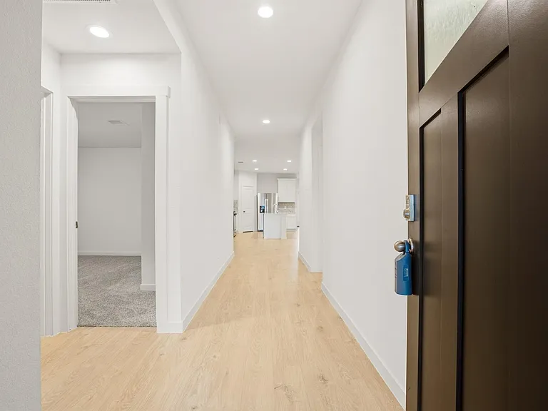 30615 Skye Villa Ln — Photo 5