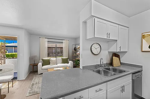 Coronado Glen Apartments Photo 1