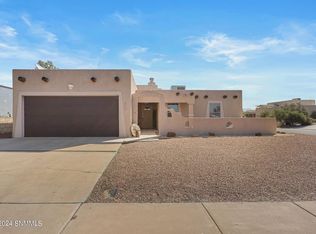 2077 Corn Dr, Las Cruces, NM 88001