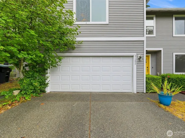 21284 Brevik Place NW, Poulsbo, WA 98370