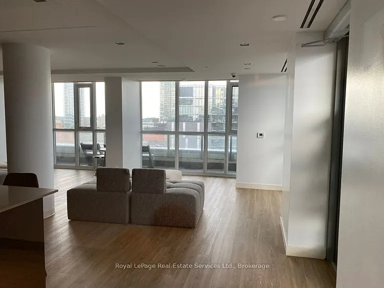 120 Parliament St #2105 — Photo 22