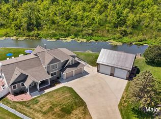 291 Lake Point Dr, Lake Odessa, MI 48849