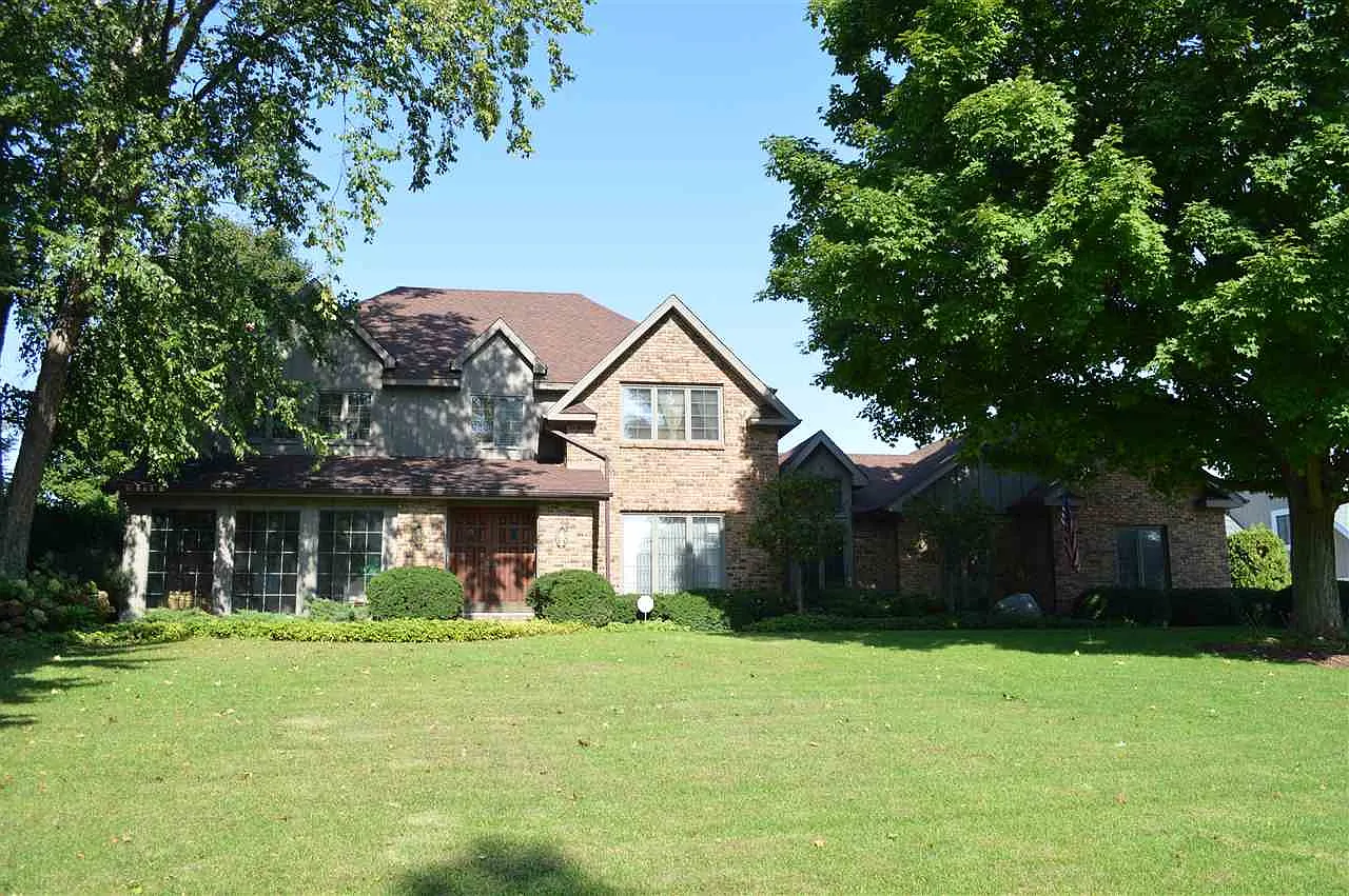 5118 Breeze Wood Dr photo 1