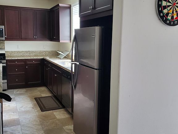 5th image of 3197 E Yellowstone Dr