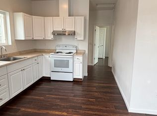 230 Hoose St APT B, Mattawa, WA 99349