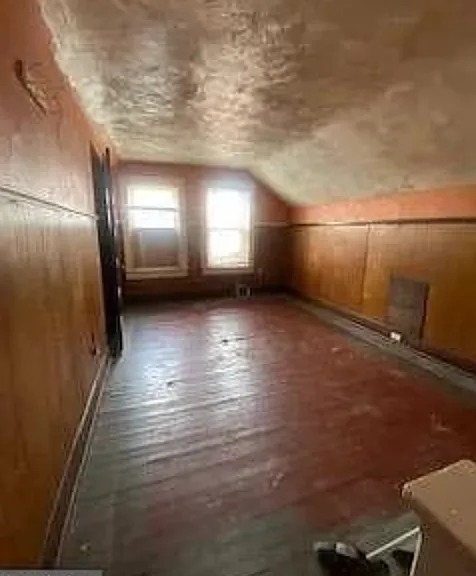 25 Laurel Ave — Photo 13