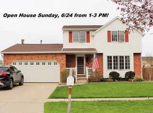 249 Hillpine Rd, Buffalo, NY 14227