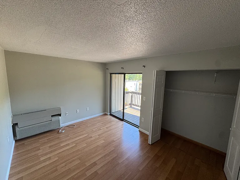 175 Mill Pond Rd #102A — Photo 8