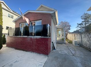 49 Graves St, Staten Island, NY 10314