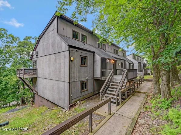 208 Sunbird Way, Tannersville, PA 18372