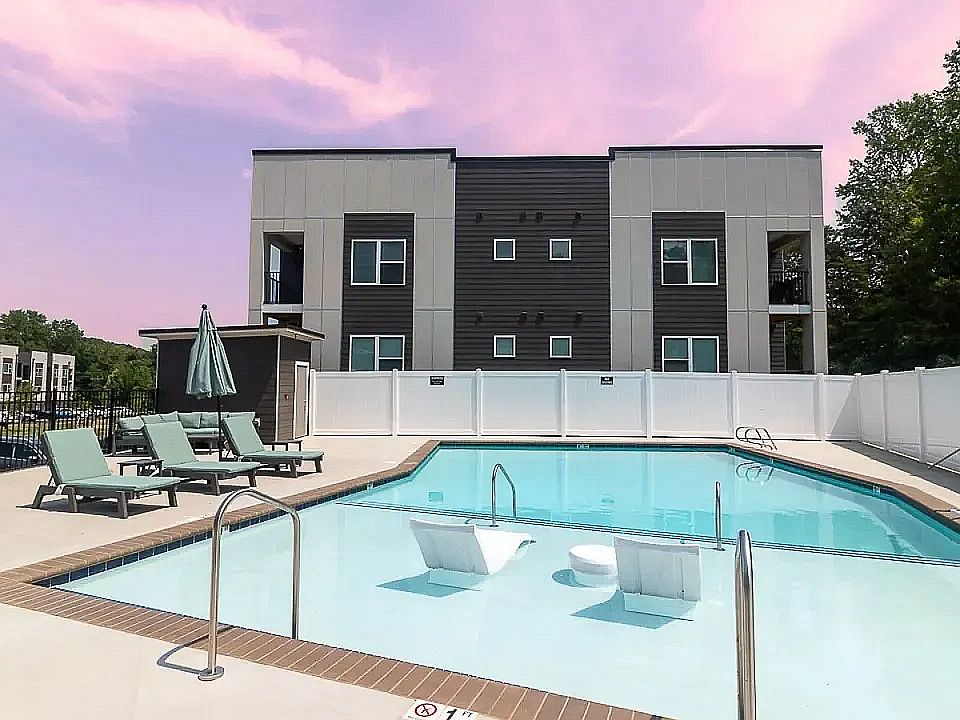 Swimming Pool at 5 Row Apartments in Charlottesville
