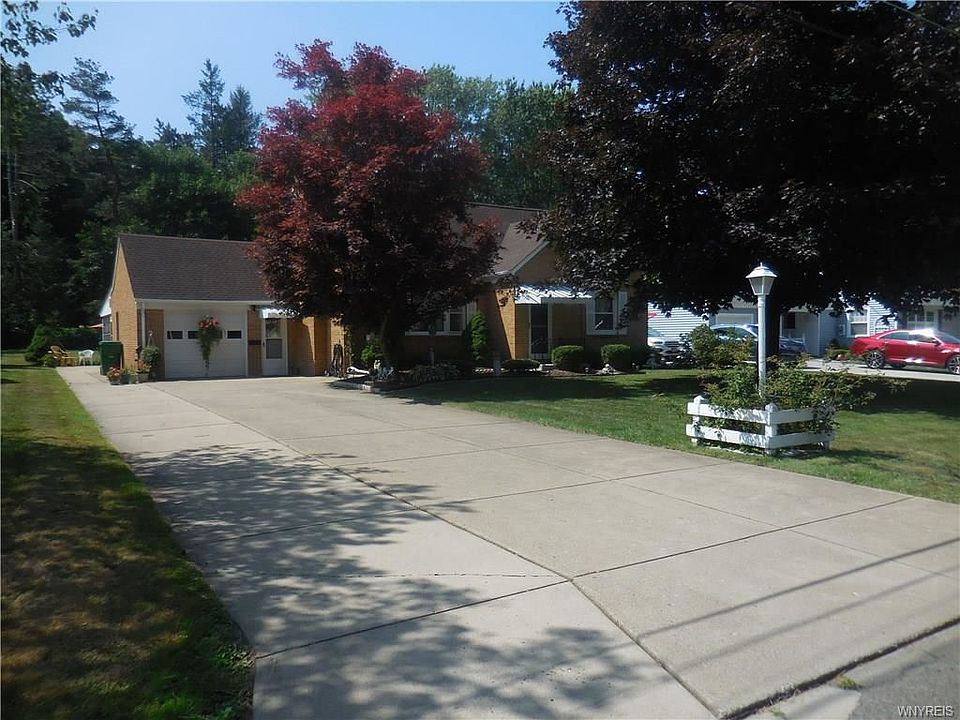 1st image of 4795 Crestwood Dr
