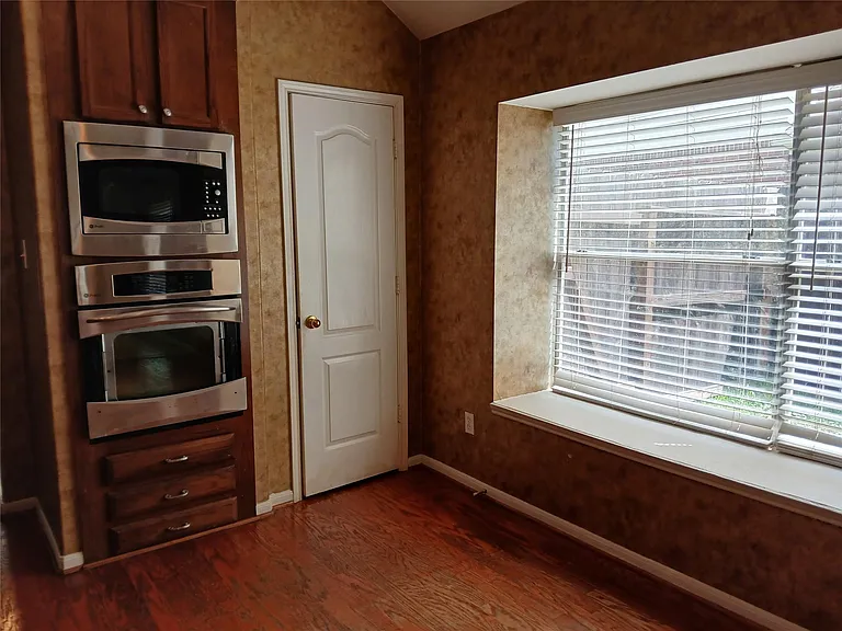21531 Cedar Cove Dr — Photo 8